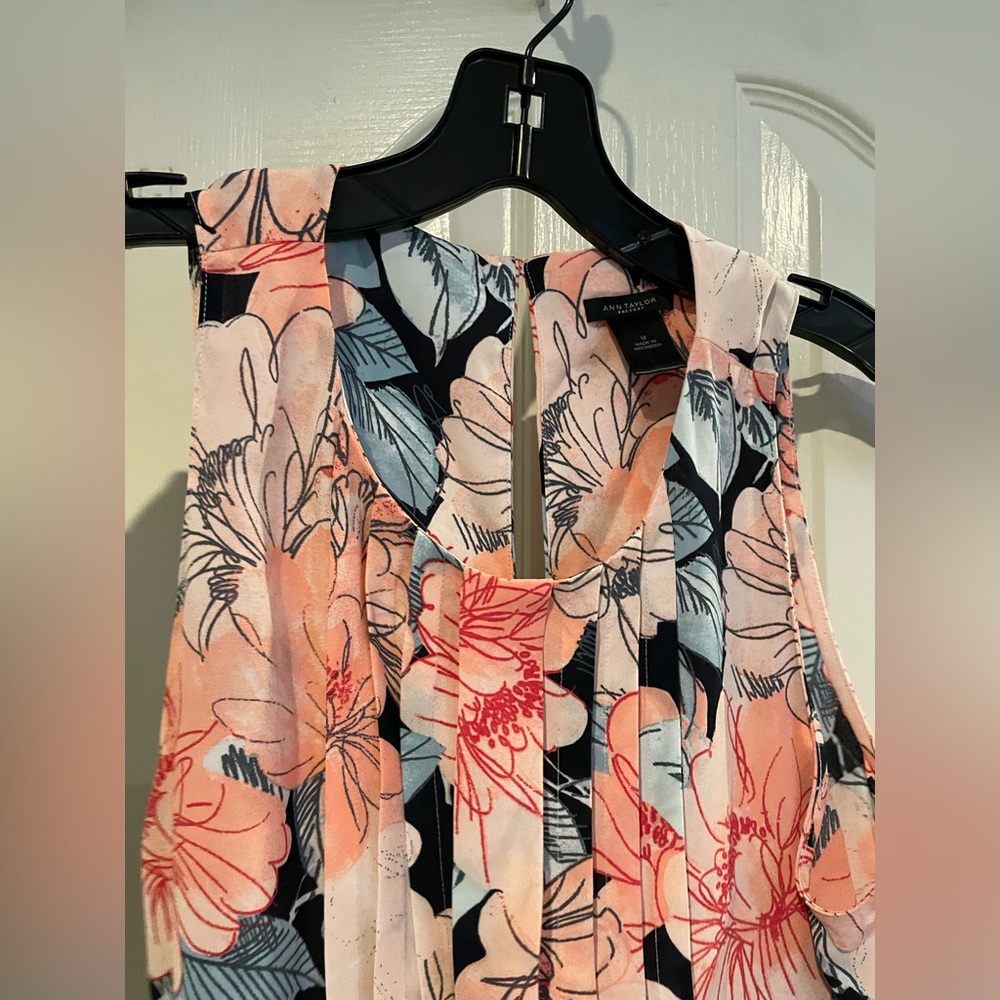 Ann Taylor xs blouse